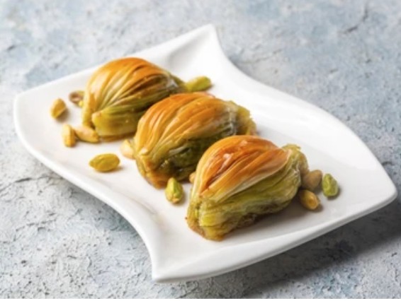 Fıstık Dolgulu 750 Gr Midye Baklava pasta