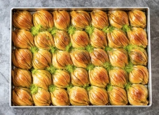 Taze Fırınlanmış 2500 Gr Midye Baklava pasta